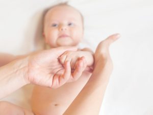 אוסטאופתיה לתינוקות